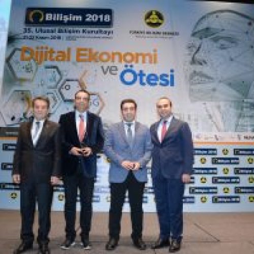 Bilişim 2018 Hizmet Ödülleri Sahiplerini Buldu